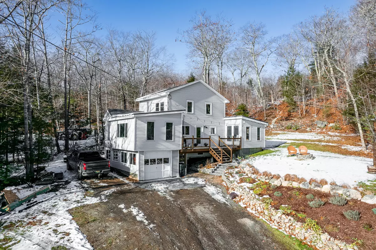 Orrington, ME 04474,22 Dam RD