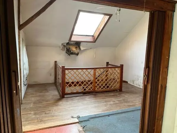 Osborn, ME 04605,60 Moose Hill RD