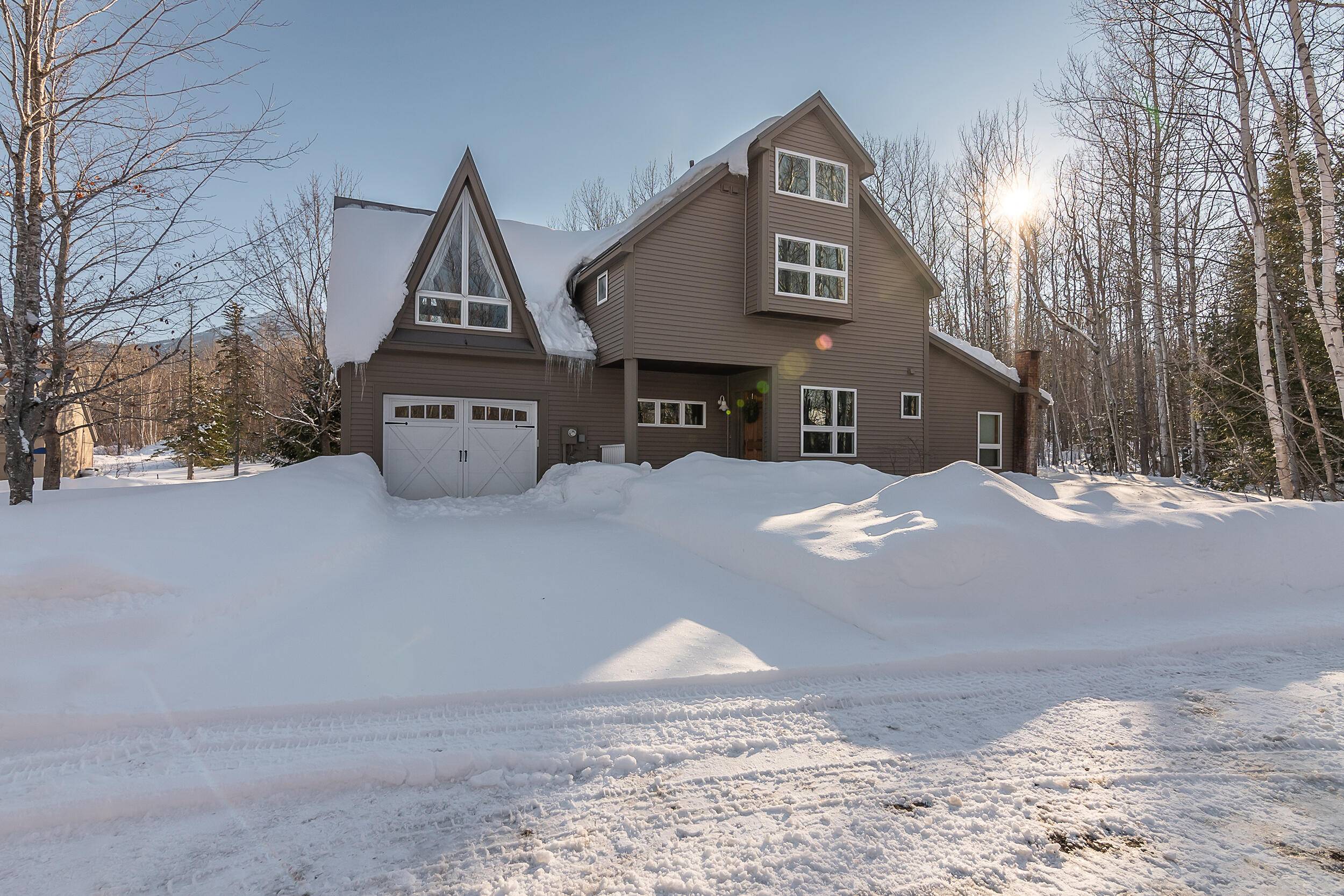 6003 Bunnys LN, Carrabassett Valley, ME 04947