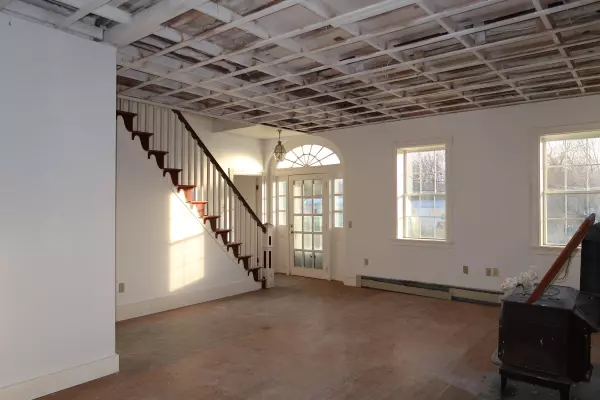 Warren, ME 04864,186 Oyster River RD