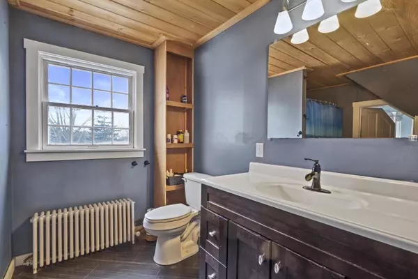 Thomaston, ME 04861,23 New County RD