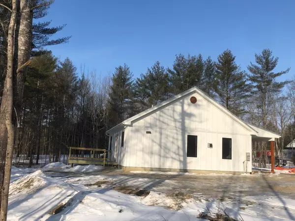 Richmond, ME 04357,2 Evergreen LN