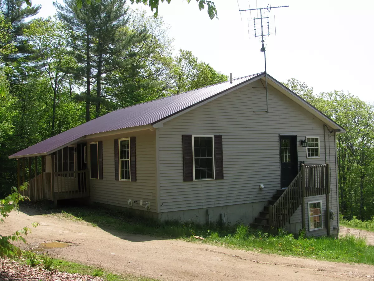 Hartford, ME 04220,283 Darrington RD