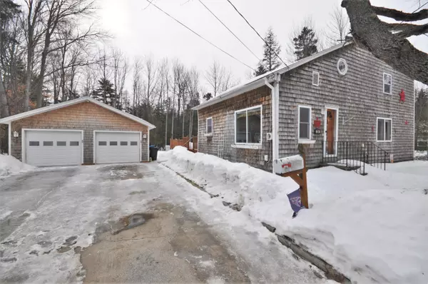 Old Town, ME 04468,194 Lincoln ST