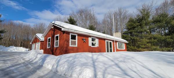 189 Tardiff RD, Clinton, ME 04927