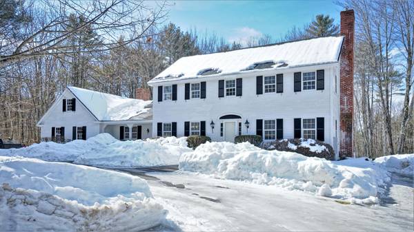 329 Naples RD, Harrison, ME 04040