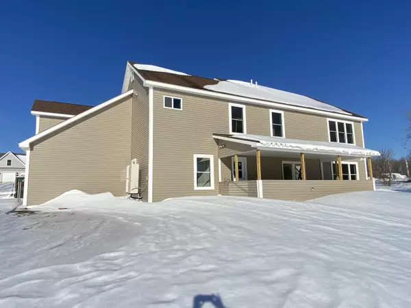 Sidney, ME 04330,14 Mia RDG