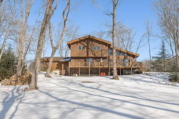 Kennebunkport, ME 04046,19 Reid LN