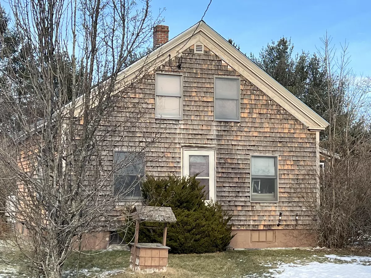 Orrington, ME 04474,8 Snows Corner RD