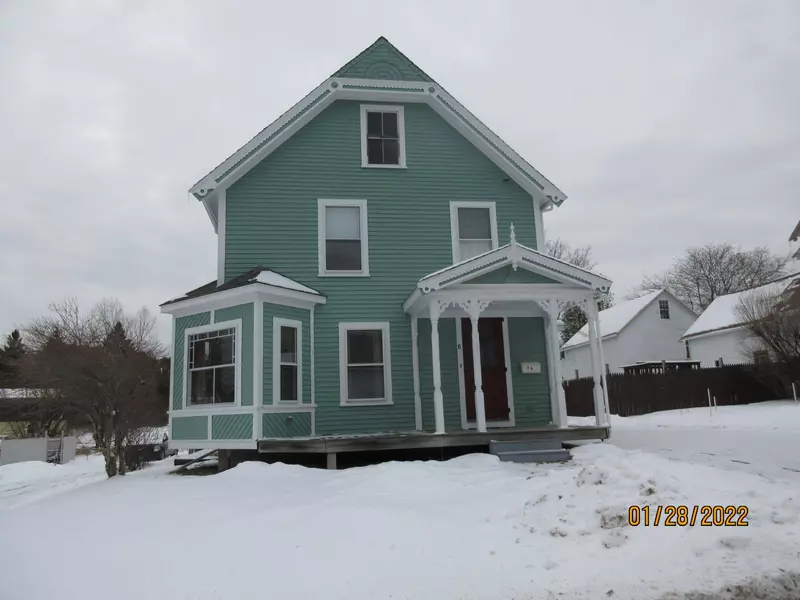 6 Drisko ST, Machias, ME 04654