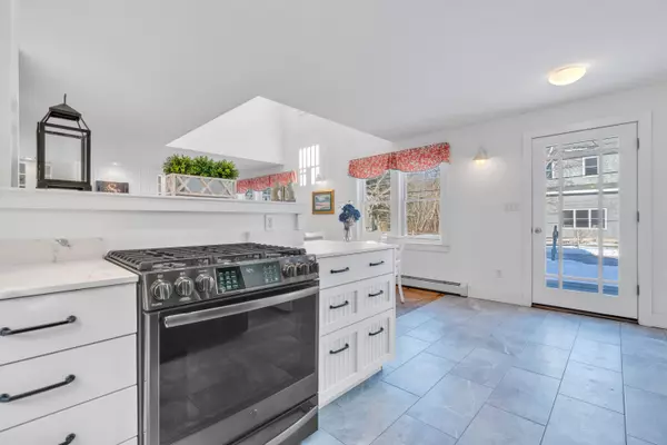 Kennebunkport, ME 04046,35 Wildwood AVE