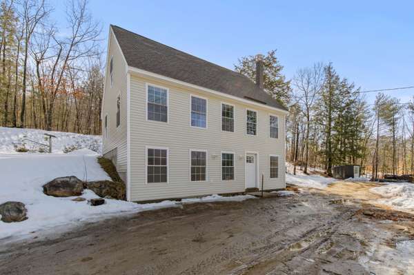 56 Lukes Rd RD, Casco, ME 04015