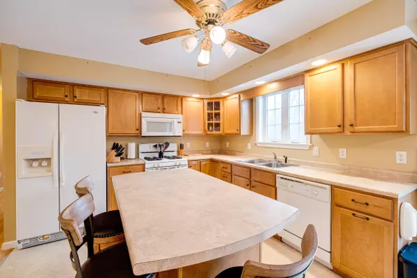 Waterville, ME 04901,52 Pleasant Hill DR