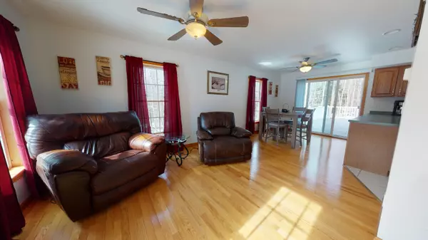 Minot, ME 04258,743 Brighton Hill RD