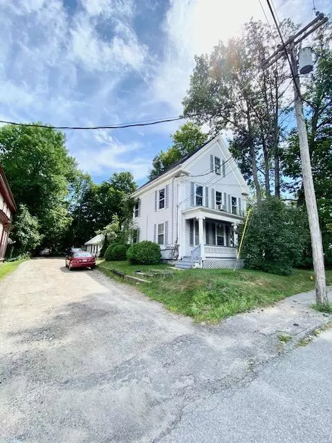 124 School ST, Gardiner, ME 04345