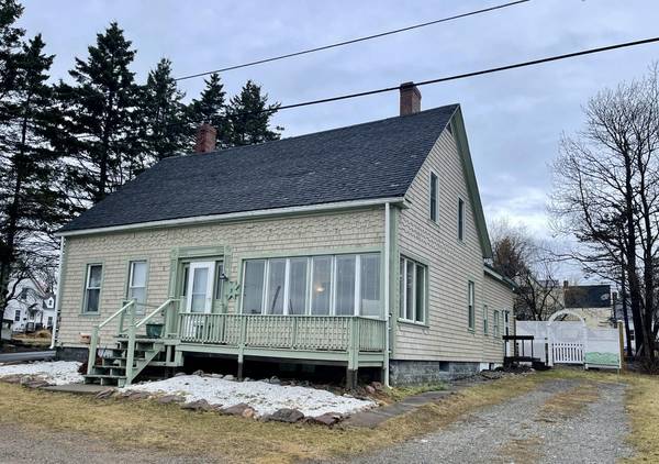 3 South ST, Eastport, ME 04631