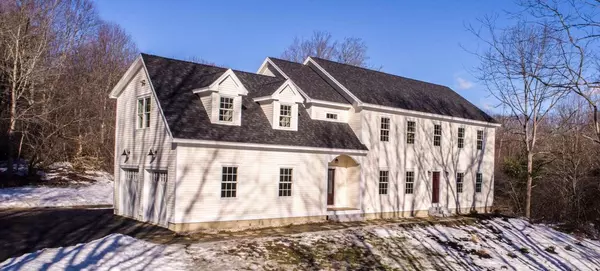 20 Sherwood DR, Freeport, ME 04032