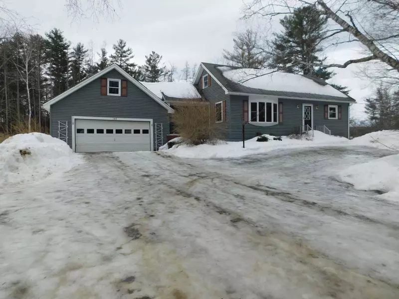 146 Packard RD, Corinna, ME 04928