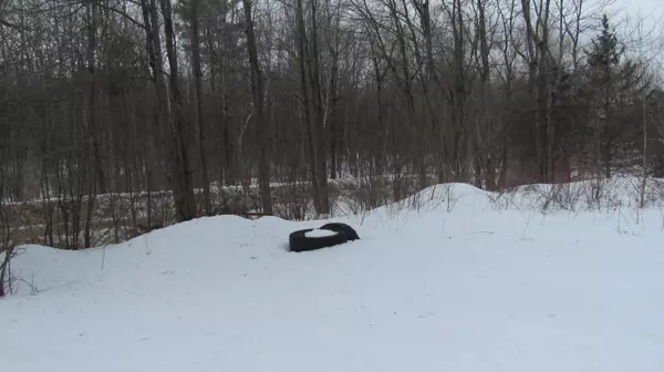 Poland, ME 04274,11 Edwards RD