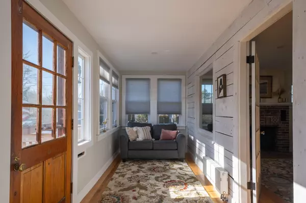 Portland, ME 04103,49 Lawrence AVE