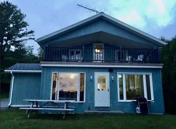 342 Cleveland RD, Saint Agatha, ME 04772