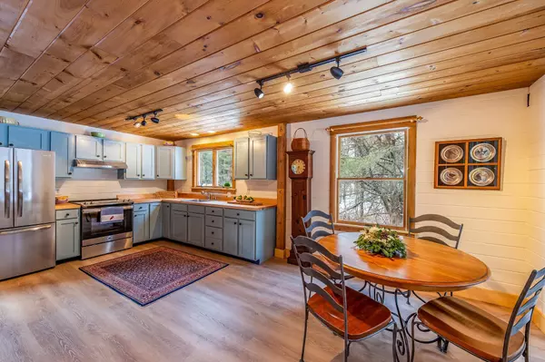 Brunswick, ME 04011,9 Otter TRCE