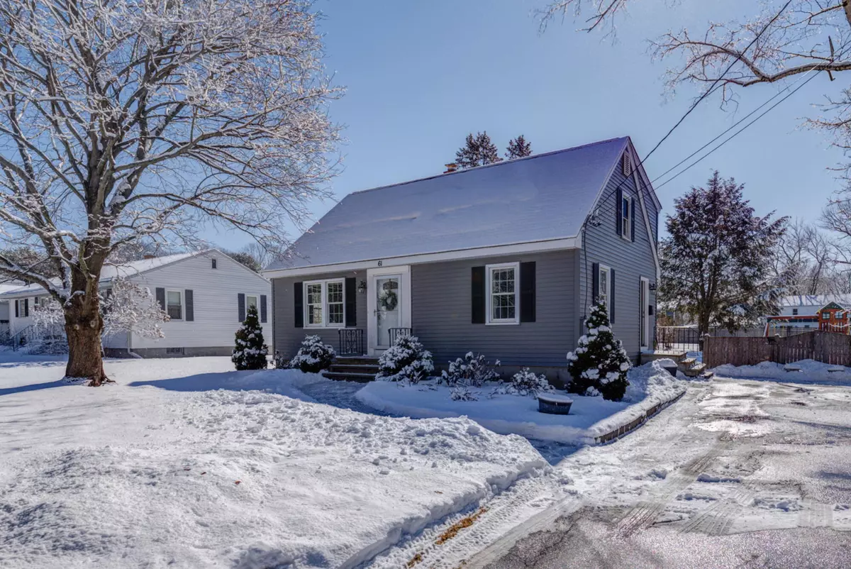 Portland, ME 04103,61 Alpine RD