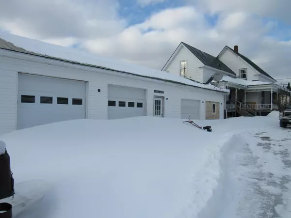 Jackman, ME 04945,432 Main ST