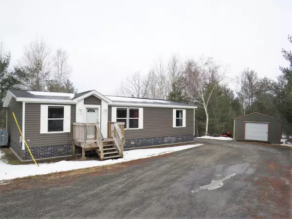 1228 Sennebec RD, Appleton, ME 04862