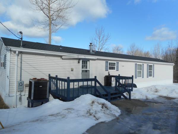 21 Botting LN, Glenburn, ME 04401