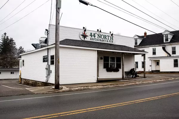 Milbridge, ME 04658,17 Main ST