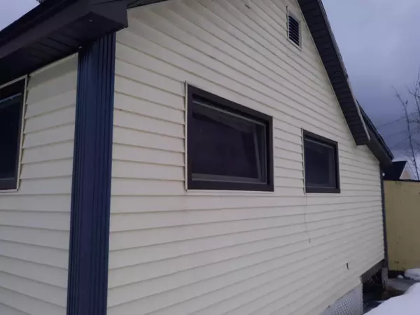 Roxbury, ME 04275,25 North AVE