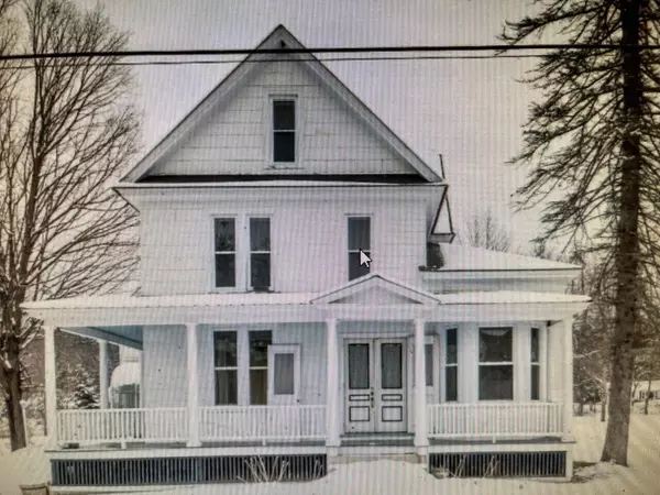 20 Elm ST, Parsonsfield, ME 04047