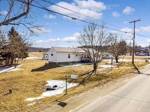 West Gardiner, ME 04345,84 Pond RD