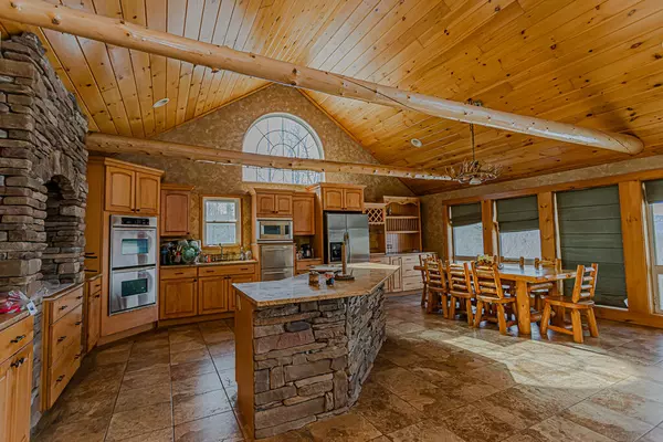 Phillips, ME 04966,40 Small RD