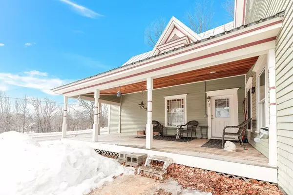 Phillips, ME 04966,12 Whitney ST