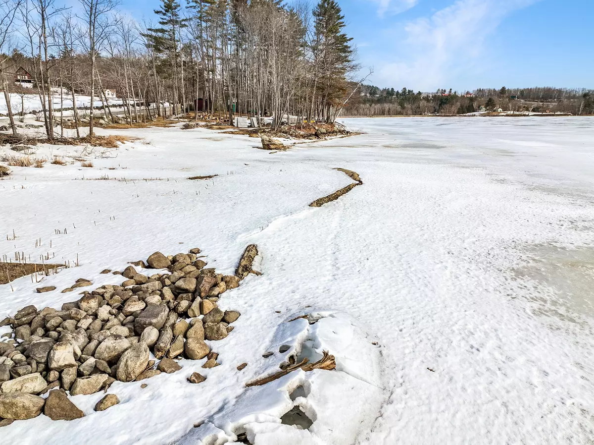 Hartford, ME 04220,14 Lakefield DR