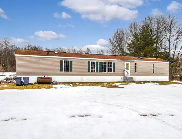 Hope, ME 04847,19 Fogler RD