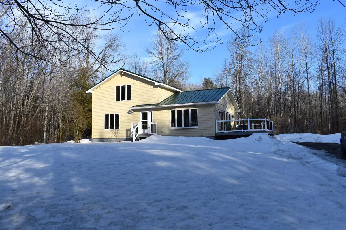 Newport, ME 04953,65 Kitchen Hill RD