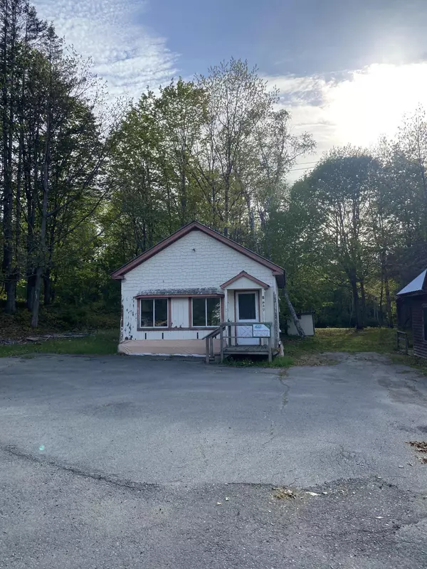 Greenville, ME 04441,49 Moosehead Lake RD