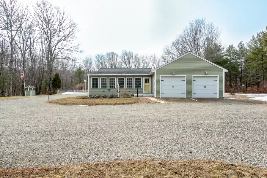 7 Evans Meadows RD, Lyman, ME 04002