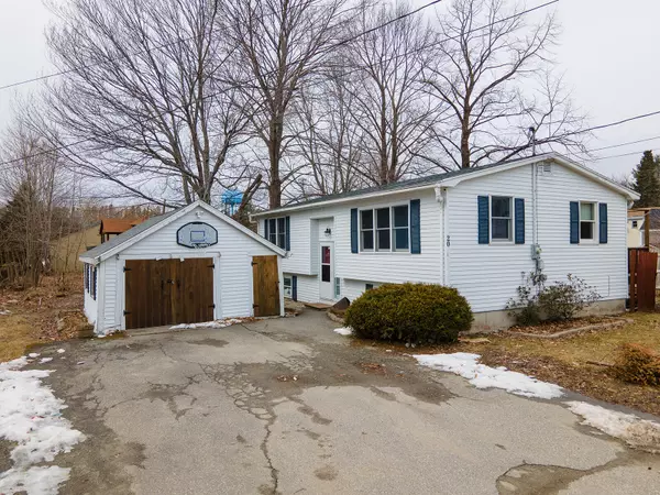 20 Georges ST, Thomaston, ME 04861