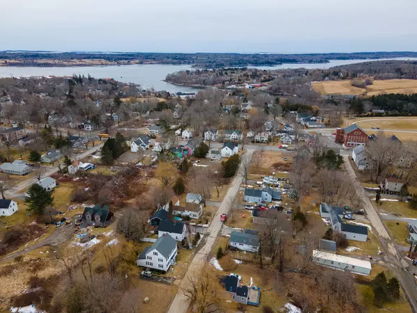 Thomaston, ME 04861,20 Georges ST