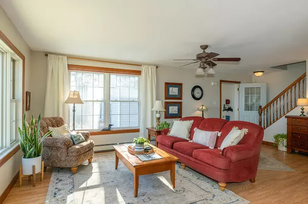 Liberty, ME 04949,568 Pinnacle RD