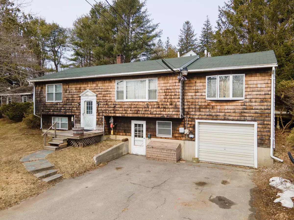 Thomaston, ME 04861,25 Water ST