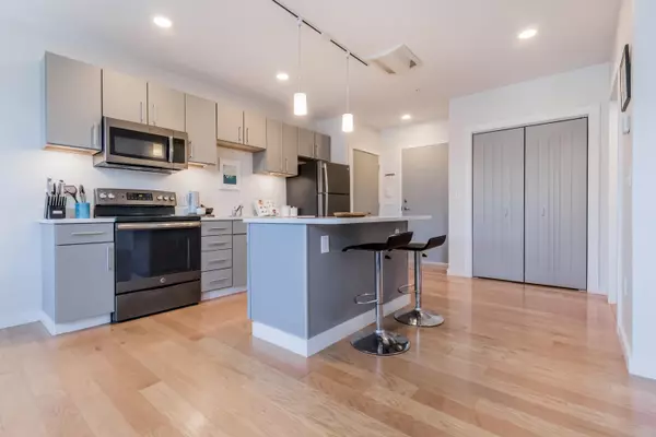 Portland, ME 04101,65 Munjoy ST #4