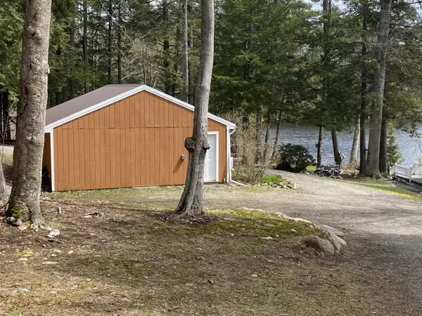 Monmouth, ME 04259,12 Whittier LN