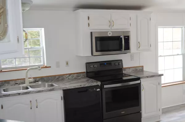 Monmouth, ME 04265,266 Wilson Pond RD