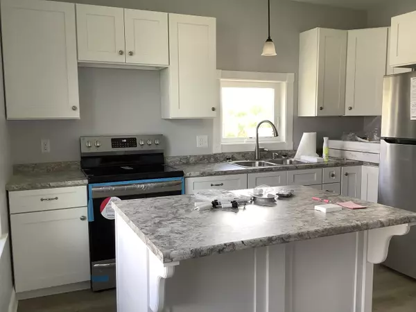 Fort Fairfield, ME 04742,25 Forest AVE