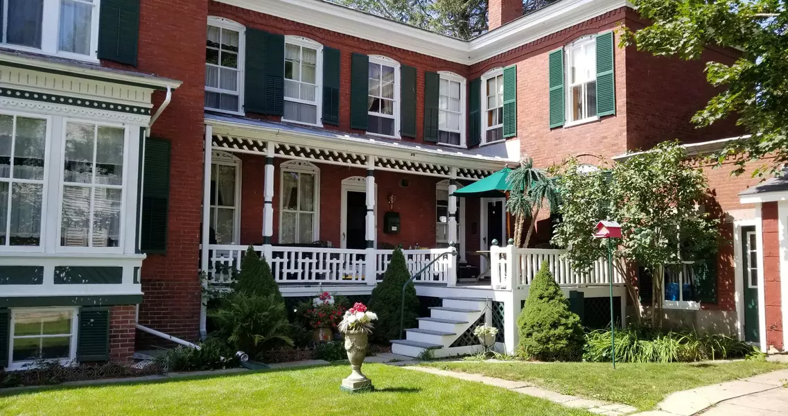 7 Jordan AVE, Brunswick, ME 04011